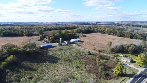 n255 County Road H, Palmyra, WI 53156