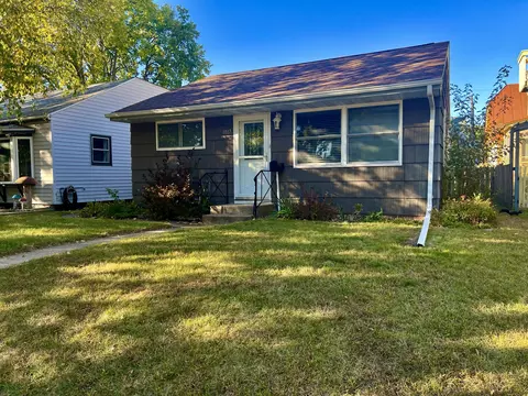 1017 Cameron, La Crosse, WI 54601