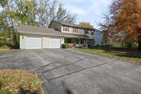 132 Lake, Mukwonago, WI 53149