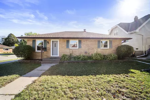 3675 E Wanda, Cudahy, WI 53110