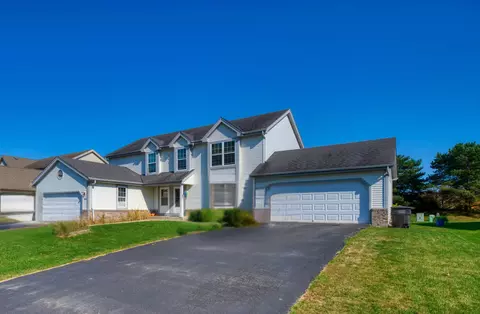 305 N 8th, Waterford, WI 53185
