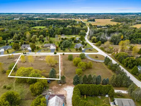 Lt15 Arabian, Kossuth, WI 54241