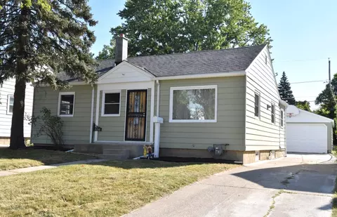 5048 N Sherman, Milwaukee, WI 53209