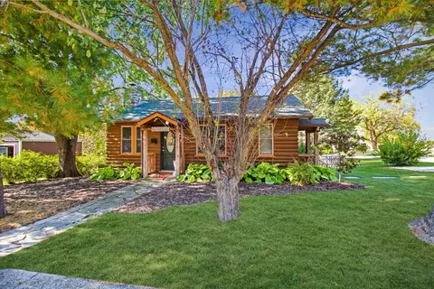 222 East Lk, Geneva, WI 53147