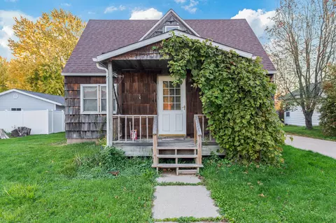 132 W West, Salem, WI 54669