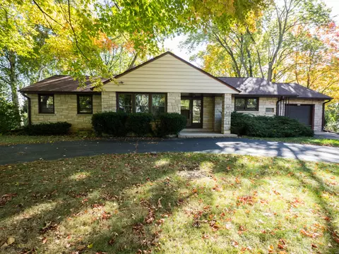 7000 S Phyllis, Franklin, WI 53132