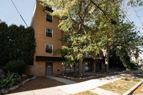 2121 N Cambridge #313, Milwaukee, WI 53202