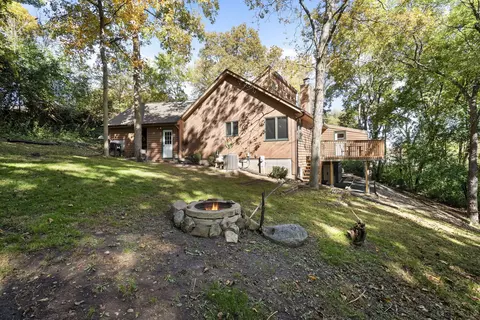 2121 Harris-highland, Waukesha, WI 53188