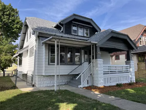 3611 N 15th, Milwaukee, WI 53206