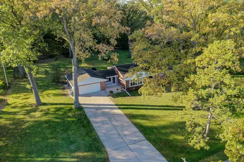 s103w15369 Heinrich, Muskego, WI 53150