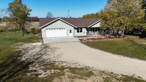 w1945 Woodland Drive, Osceola, WI 53010