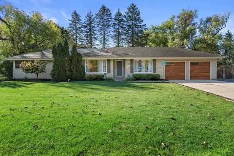 18825 Brookdale, Brookfield, WI 53045