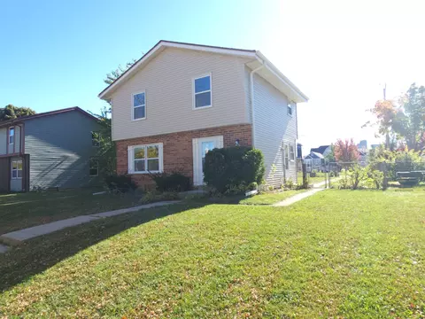 1713 W Highland, Milwaukee, WI 53233
