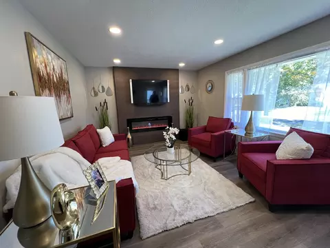 5257 N 83rd, Milwaukee, WI 53218