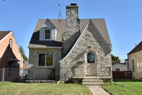2656 S 71st, Milwaukee, WI 53219