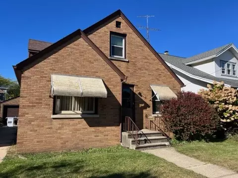4206 6th, Kenosha, WI 53140