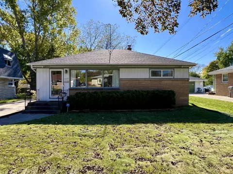 10501 W Custer, Milwaukee, WI 53225