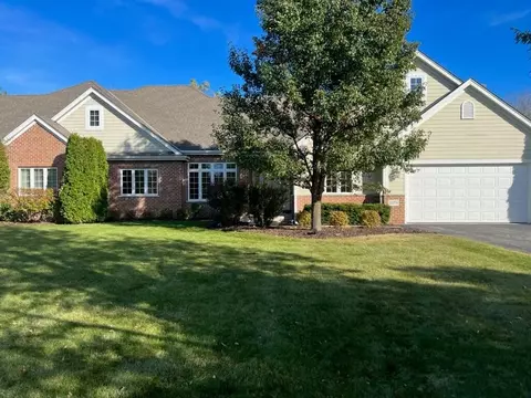 11276 N River Birch, Mequon, WI 53092