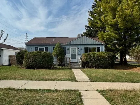 6195 N 37th, Milwaukee, WI 53209