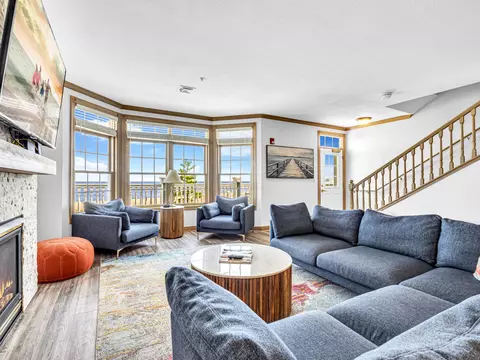 819 Beachfront, Sheboygan, WI 53081