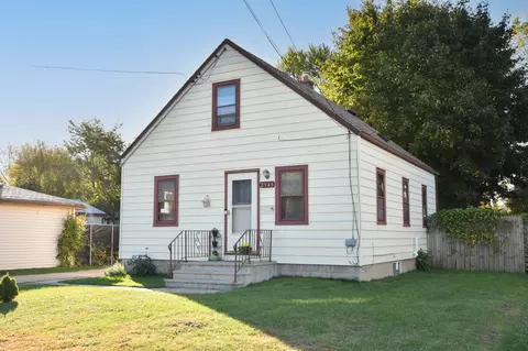 2945 E Norwich, Saint Francis, WI 53235