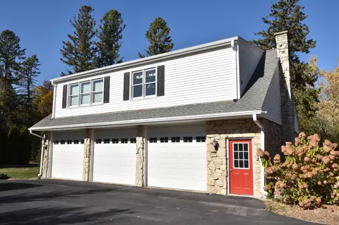 9357 N Pheasant, River Hills, WI 53217