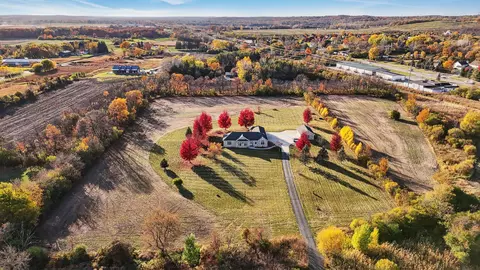 w200s8443 Woods, Muskego, WI 53150