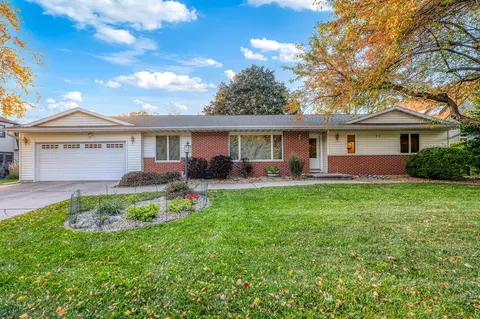 340 29th, La Crosse, WI 54601
