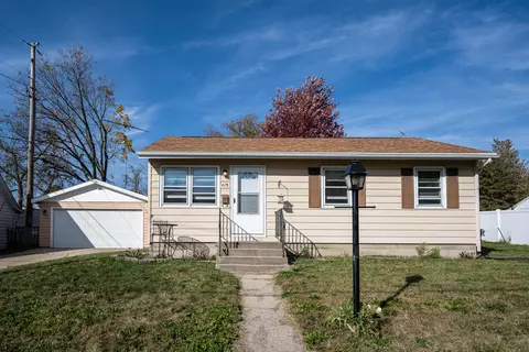 413 Phoenix, Delavan, WI 53115