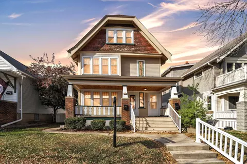2843 S Clement #2845, Milwaukee, WI 53207