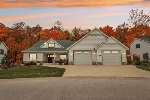 277 Poets, Elkhart Lake, WI 53020
