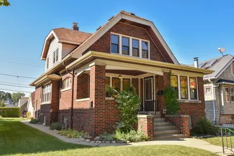 3251 S 12th, Milwaukee, WI 53215