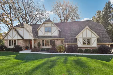n24w30817 Fairway, Delafield, WI 53072