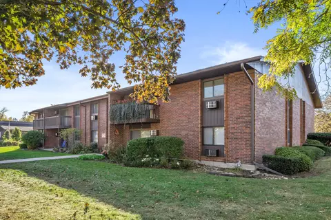 1270 Wisconsin #207A, Lake Geneva, WI 53147