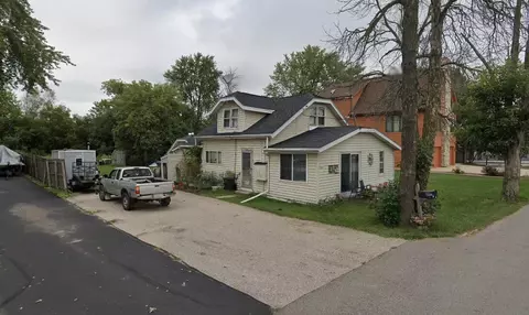 7028 N Tichigan, Waterford, WI 53185