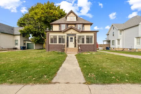 351 N Main, Juneau, WI 53039