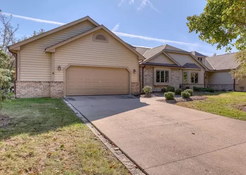 n18w28971 Golf, Delafield, WI 53072