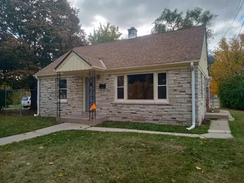 3715 W Marion, Milwaukee, WI 53216