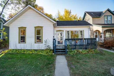 1047 Barland, Eau Claire, WI 54701