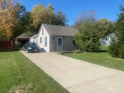 3146 Hickory Grv, Mount Pleasant, WI 53403