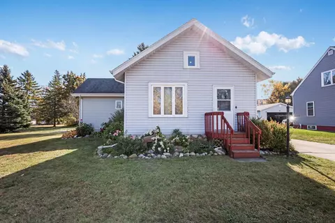 511 Birchwood, Francis Creek, WI 54214