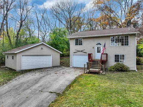 w6841 West Lakeshore Drive, Sugar Creek, WI 53121