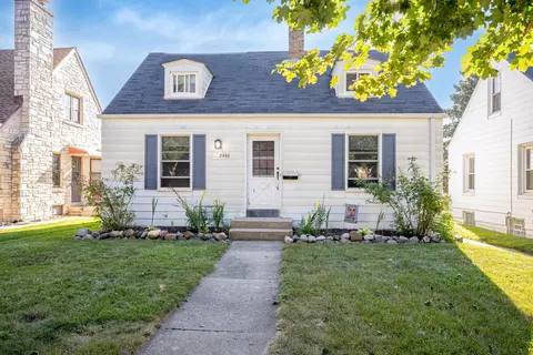 2446 S 59th, West Allis, WI 53219
