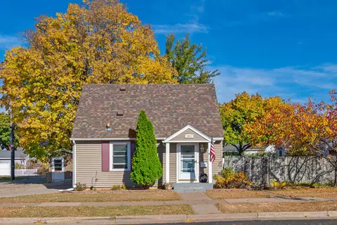 1821 Weston, La Crosse, WI 54601