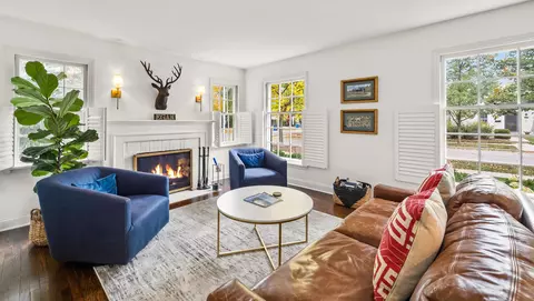 133 W Monrovia, Whitefish Bay, WI 53217