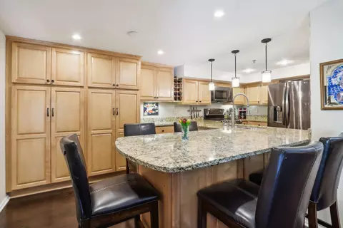 270 E Highland #212, Milwaukee, WI 53202