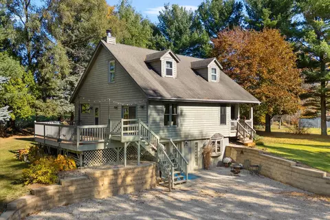 N6119 Square, Hubbard, WI 53032