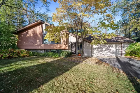 6480 118th, Franklin, WI 53132