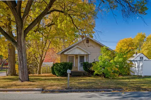 1403 Bainbridge, Campbell, WI 54603