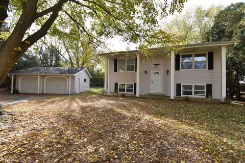 5563 Sheil, Oregon, WI 53575